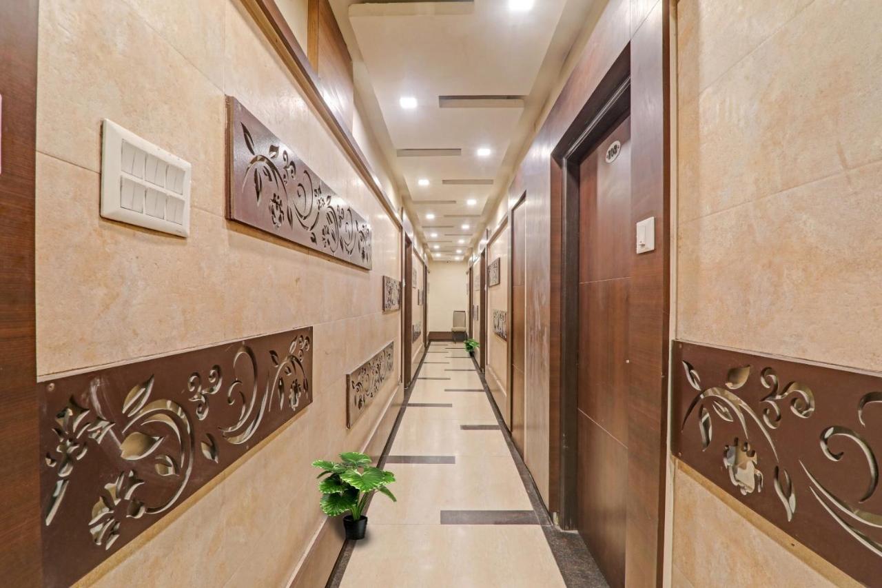 Townhouse 1182 Hotel Tirupati Galaxy Канпур Екстериор снимка