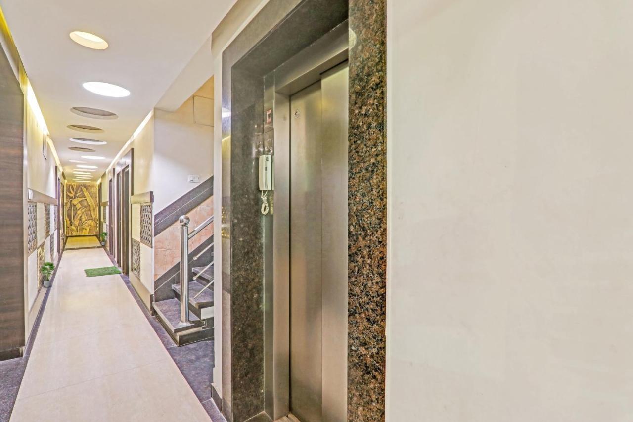 Townhouse 1182 Hotel Tirupati Galaxy Канпур Екстериор снимка